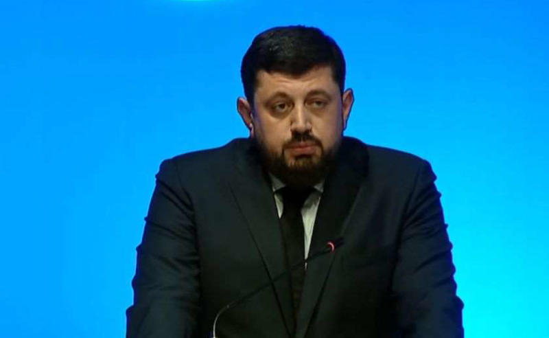 არცერთი სიტყვა პრემიერსა და მაღალჩინოსნებზე - ანტიკორუფციული ბიუროს შეფმა წლიური ანგარიში წარადგინა