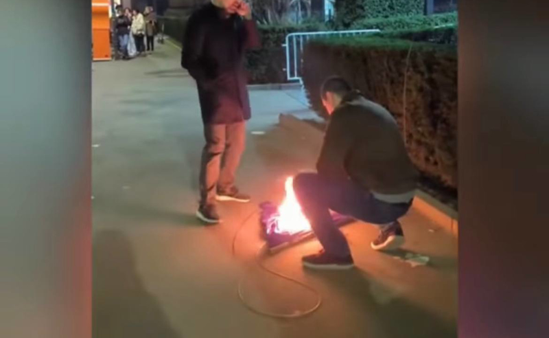 ევროკავშირის დროშის დაწვა თბილისის მერიასთან - მარტინენკო და მახარაძე თავისუფლები არიან