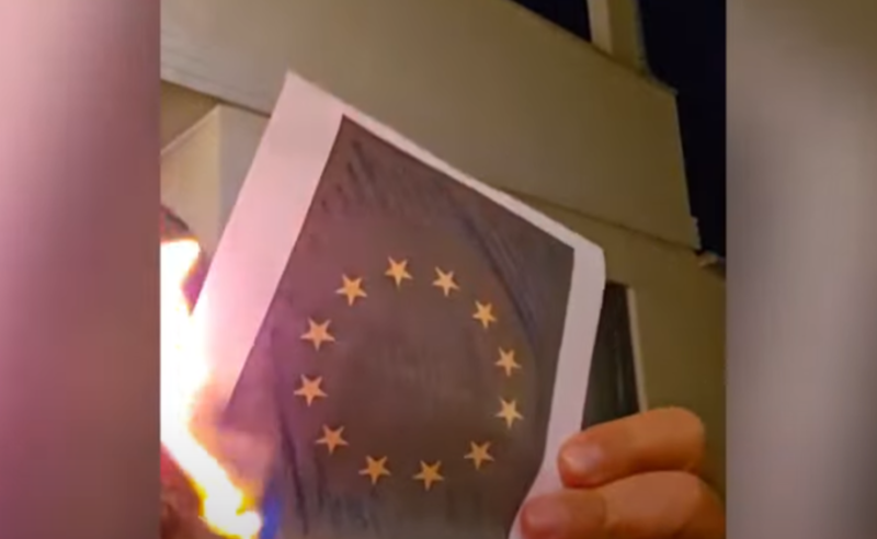 EU-ს დროშების დაწვის კამპანია - რას აკეთებს „ოცნება“ ანტიევროპული დეზინფორმაციის წინააღმდეგ?