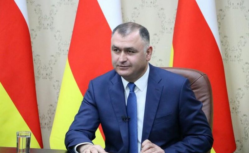 გაგლოევი: რუსეთთან შეერთება დღის წესრიგიდან არ არის მოხსნილი  