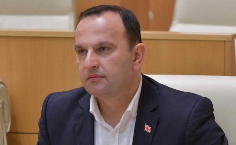ქოცებმა და რუსებმა ილოცონ სტალინის გამოსახულებიან ხატზე, ჩვენ კი გავაგრძელოთ ჩვენი სამი მთავარი საუნჯის: ენა, მამული, სარწმუნოების დაცვა, მისთვის შრომა და ლოცვა - მანჯგალაძე
