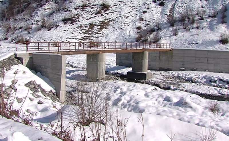 ხიდი, რომელიც თავის ფუნქციას ვერ ასრულებს - რა ხდება მთიულეთში?
