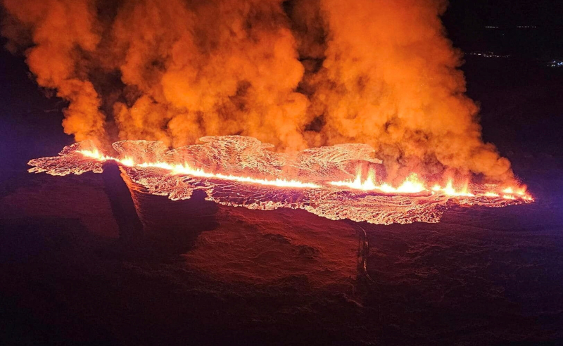 ისლანდიაში მიწისძვრების შემდეგ ვულკანის ამოფრქვევა დაიწყო