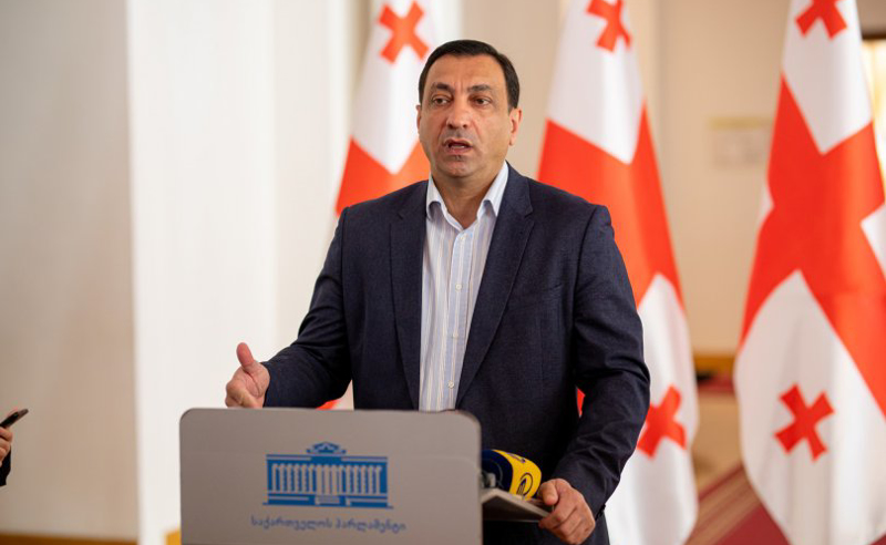 ახალი კონტრაქტორის გამოყოფა, დამატებითი ფულის კეთების საშუალებაა "ოცნებისთვის" - ბეჟაშვილი წერეთლის გამზირის რეაბილიტაციაზე