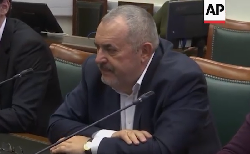 პუტინის კონკურენტი საქართველოში ხმებს აგროვებს - საპრეზიდენტო შტაბი თბილისში გაიხსნა