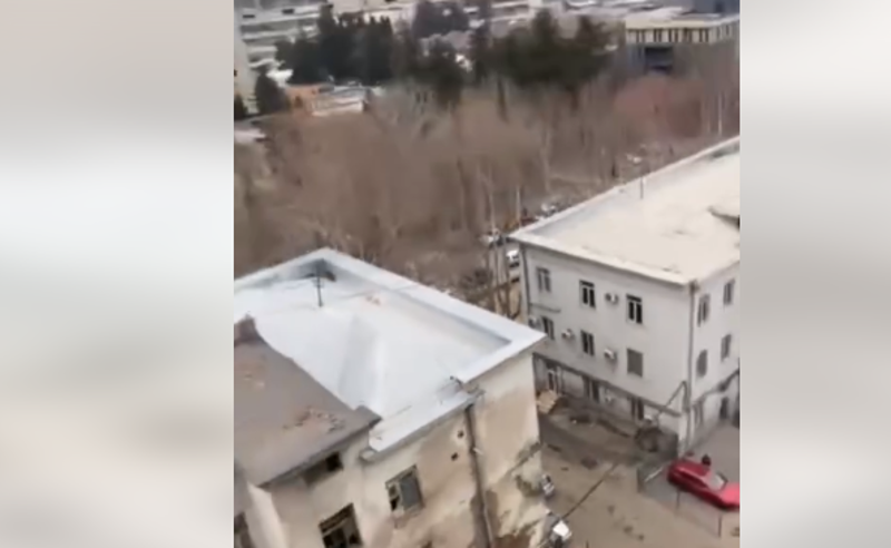 წერეთელზე რეაბილიტაციის დროს გაზის მილი გახეთქეს - ჩემი ქალაქი მკლავს