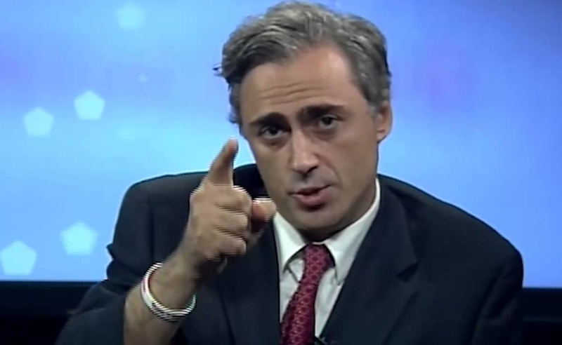 კეკელიძის ქუჩაზე დაკავებული ირაკლი კაკაბაძის მდგომარეობა დამძიმდა - აქტივისტი საავადმყოფოში გადაიყვანეს