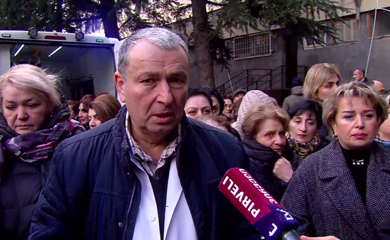 "სახელმწიფოს ყველა უწყებასთან მივალთ და შეიძლება, აქციებმა უფრო მკაცრი სახე მიიღოს" - ექიმები მასშტაბური პროტესტისთვის ემზადებიან