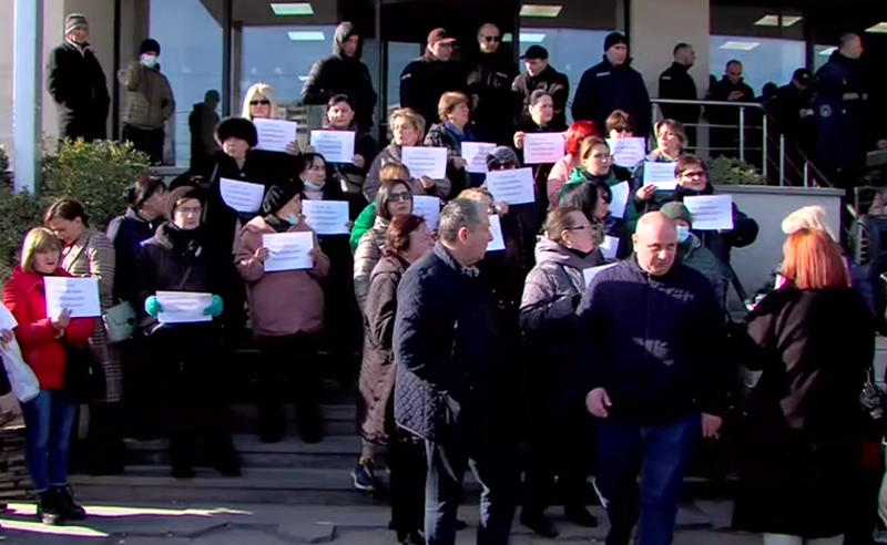 "იძულებული ვხდებით, გავშალოთ კარვები" - რესპუბლიკურის თანამშრომლები მორიგ აქციას კვირას გამართავენ