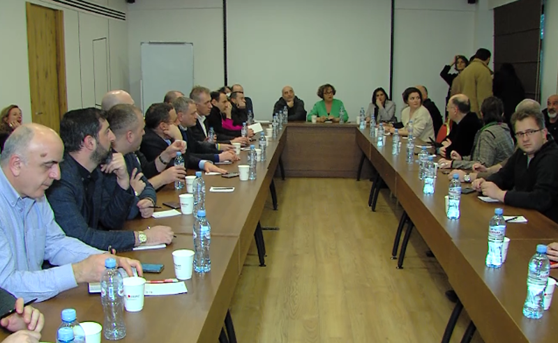 მართლმსაჯულების სისტემა, კორუფციასთან ბრძოლა - ოპოზიცია სამუშაო ჯგუფების ფორმატში "ოცნებასთან" მოლაპარაკებებს ხვალ გამართავს
