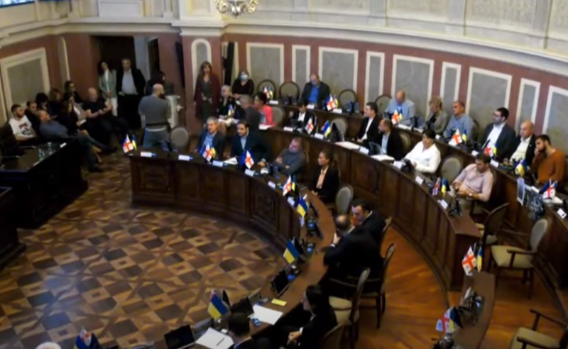 ხმაურიანი სხდომის მოლოდინში - "ოცნება" დღეს 2024 წლის ბიუჯეტში ცვლილებების შეტანაზე იმსჯელებს