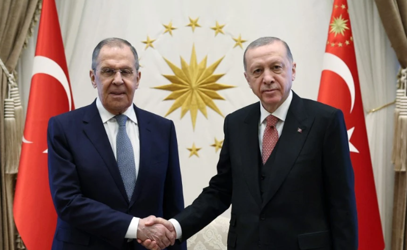 ლავროვი თურქეთში ჩავიდა