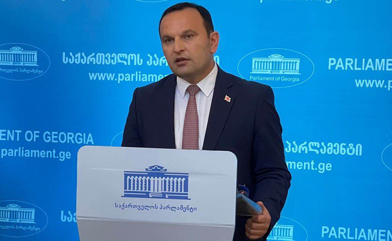 ანტიკორუფციული ბიურო უნდა დაინტერესდეს ივანიშვილის ქონებით - მანჯგალაძე
