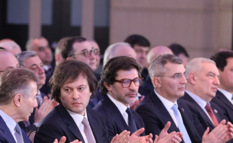 "ოცნების" თავის ტკივილი - ოპოზიციურ ველზე დიდი გადაჯგუფება იკვეთება 