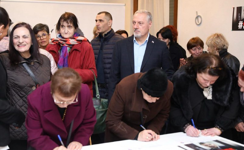 ჩვენ არ ვითხოვთ სააკაშვილის შეწყალებას, ჩვენ ვითხოვთ მის გათავისუფლებას - ზაზა გოგავა