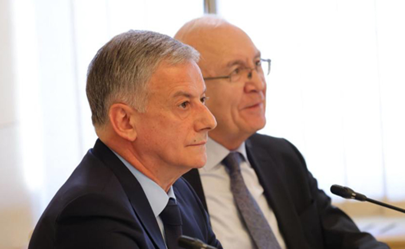 რატომ შეარჩია კობახიძემ მის წარმომადგენლებად კრემლთან დაახლოებული პირები? - რას ამბობენ "ოცნებაში"