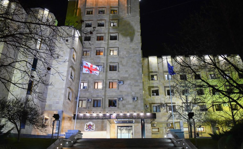"სხეულზე მრავლობითი დაზიანებები აღენიშნება" - პროკურატურამ 41 წლის ბრალი დაუმძიმა
