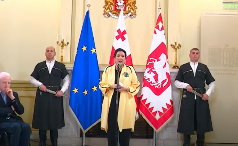 "ჩვენი კულტურა არის ძალა და ენერგია" - პრეზიენტი ხელოვანებს შეხვდა