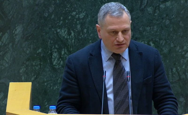 მივმართავ ივანიშვილს, გონს მოეგეთ... თქვენ, როგორც ჩანს, უარესი სცენარისთვის ემზადებით - არმაზ ახვლედიანი