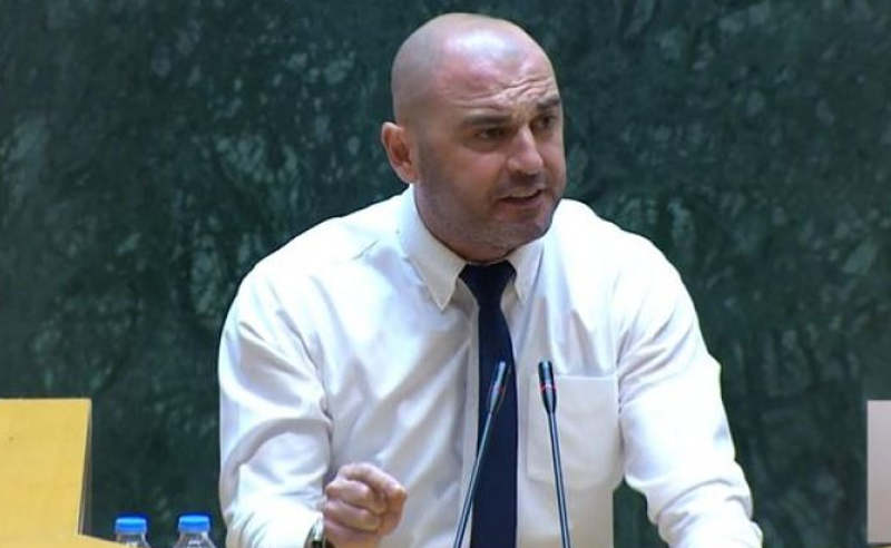 "ბერას რომ დაეპოსტა, ხომ დადგებოდით ცალ ფეხზე? ხო გაიწვევდით კანონს?" - ხაბეიშვილი "ოცნებას"