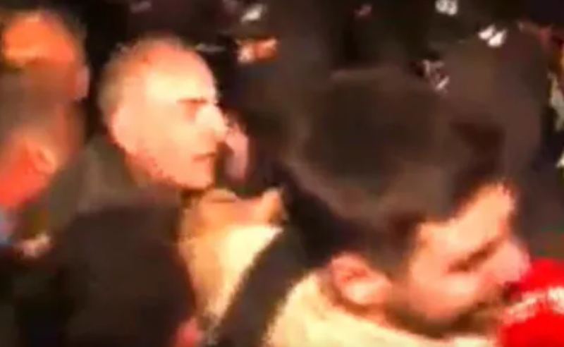ალეკო ელისაშვილი სამართალდამცველებმა კანცელარიიდან განარიდეს