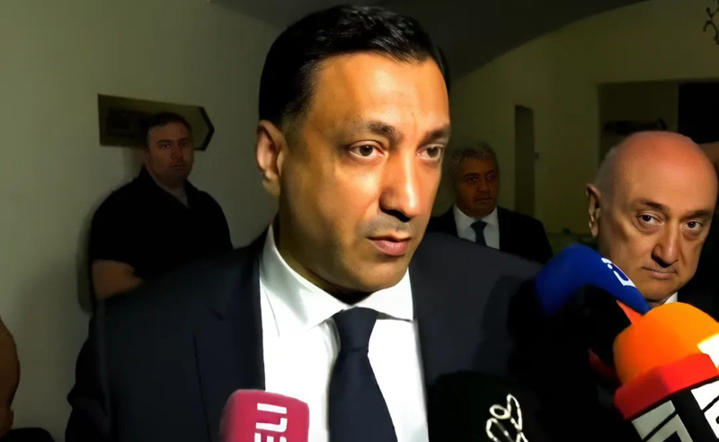 გაძევებების სერია გრძელდება - სხდომა ლევან ბეჟაშვილს დაატოვებინეს