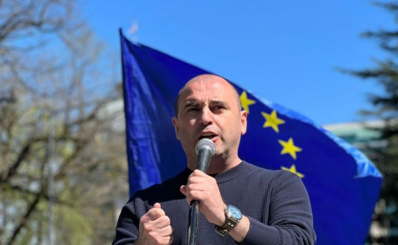 ლევან ხაბეიშვილი სპეცრაზმმა გაურკვეველი მიმართულებით წაიყვანა - ენმ