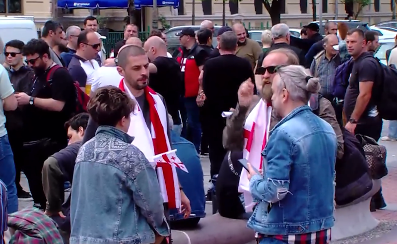 "თავისუფლება ლომთა ხვედრია და არა ვირთხების" - რუსული კანონის წინააღმდეგ აქციას ბათუმიდან უერთდებიან