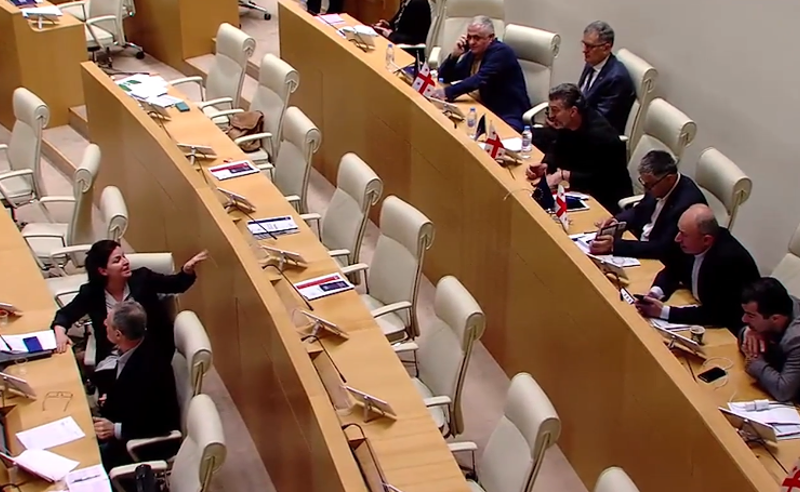 „ბოლშევიზმია,“ „საცოდავო“ - "დასმენის ინსტიტუტის შემოღებაა" - დაპირისპირება პარლამენტში