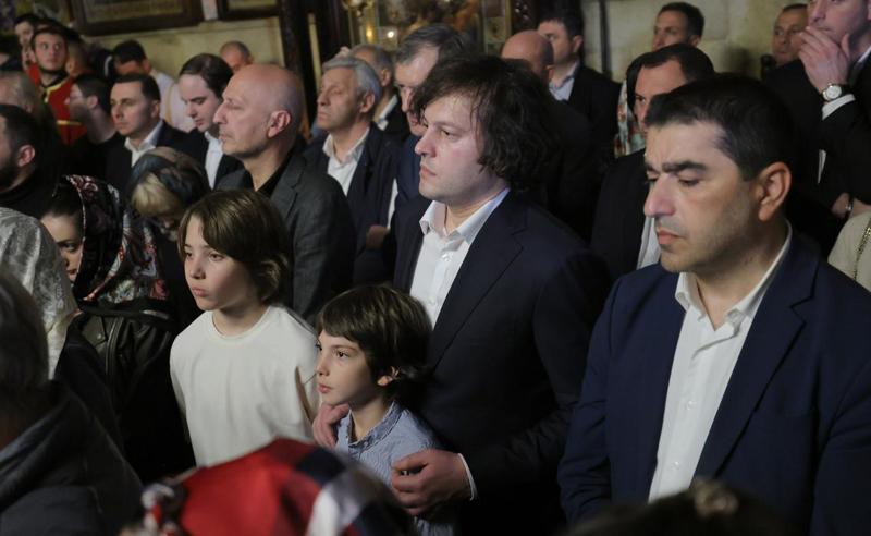 პატრიარქმა მოქალაქეებს ერთიანობისკენ მოუწოდა - მოუსმენს თუ არა "ოცნება" ილია მეორეს?