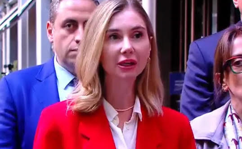 სიმბოლურია, რომ ევროპის დღის აღსანიშნავ ღონისძიებაზე, არ არის წარმოდგენილი ივანიშვილის პარტიის არც ერთი წევრი - ბოკუჩავა
