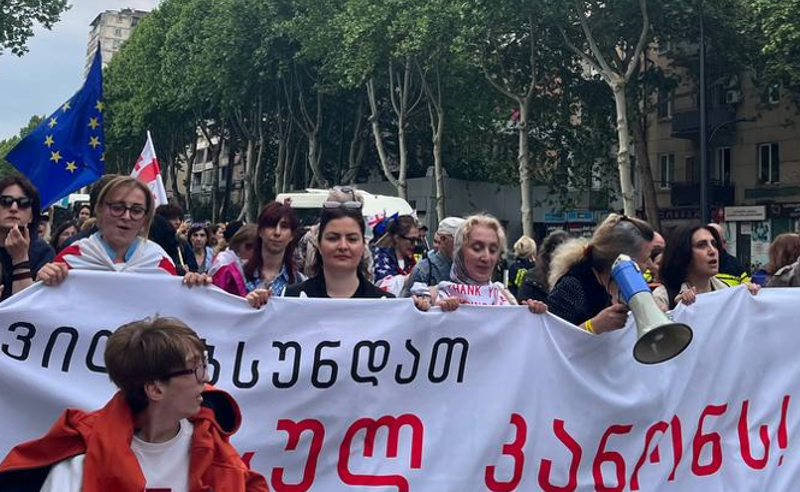შვილები იმისთვის არ გაგვიჩენია, რომ რუსეთში იცხოვრონ - ნაცვლიშვილი დედების მარშს შეუერთდა