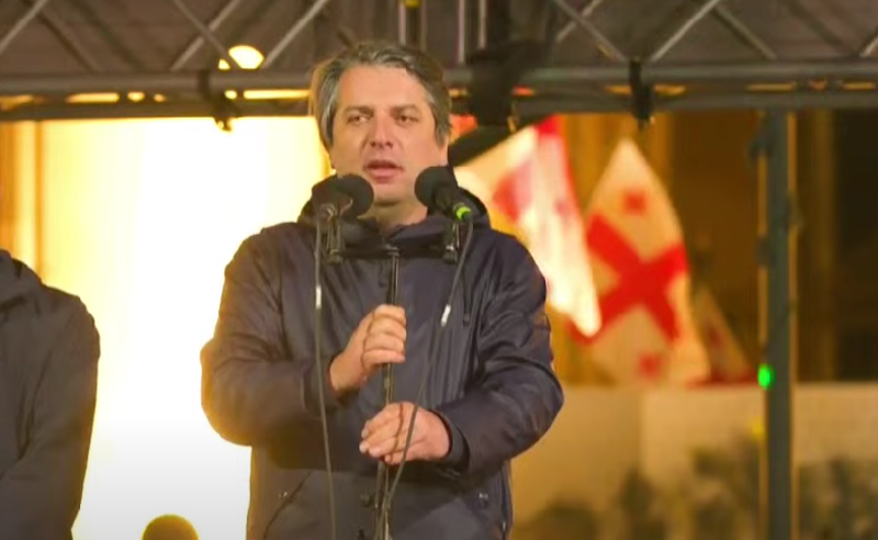 უნდა გავტეხოთ ღამე, უნდა გავტეხოთ 25 თებერვალი, რომ დადგეს 26 მაისი - რატი ამაღლობელი