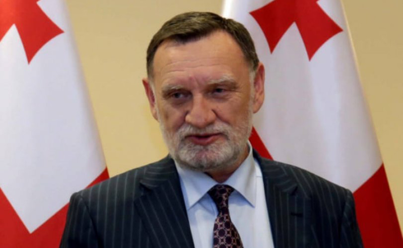 ივლიანე ხაინდრავამ სახელმწიფო მინისტრის მრჩევლის თანამდებობა დატოვა