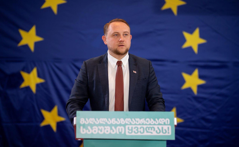 რუსული კანონის ამოქმედება საქართველოს გლობალური ეკონომიკიდან იზოლირებას გამოიწვევს, რაც მასობრივ სიღარიბემდე მიგვიყვანს - ურუშაძე