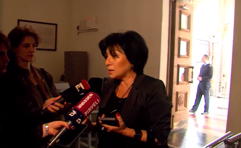 რატომ გჯერათ ვარჰეის? სამარცხვინოა, როდესაც ქვეყნის პირველ პირს ასე ემუქრებიან - ზავრადაშვილი