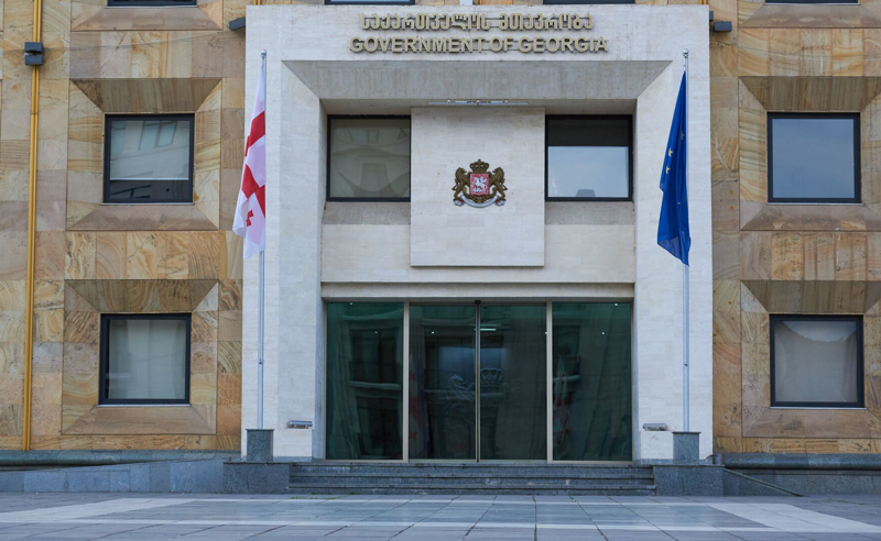მთავრობის ადმინისტრაცია, სუსი, შსს - სახელმწიფო უწყებები მრავალმილიონიან კონტრაქტებს მალავენ