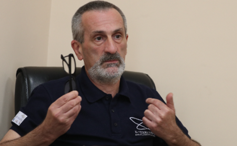 გაუჩინარებული პროფესორის ძებნა ერთ საათში განახლდება 