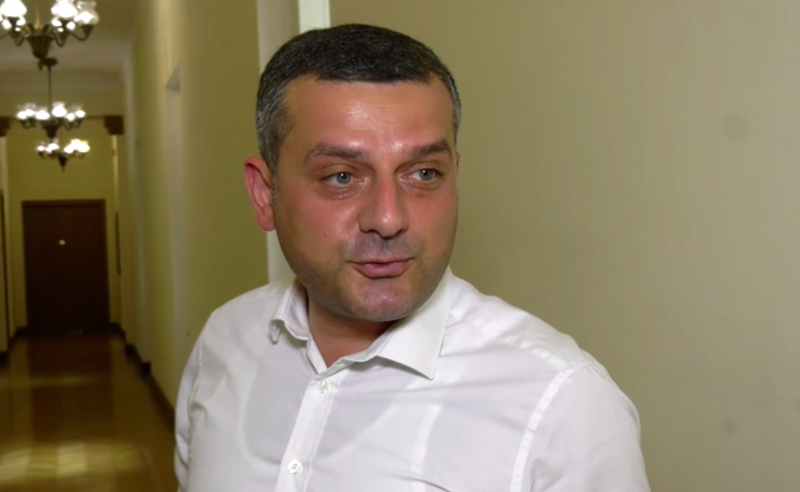 ჰყავს თუ არა ივანიშვილს ქართველი ხალხი "მძევლად აყვანილი?" - "ოცნების" დეპუტატის პასუხი
