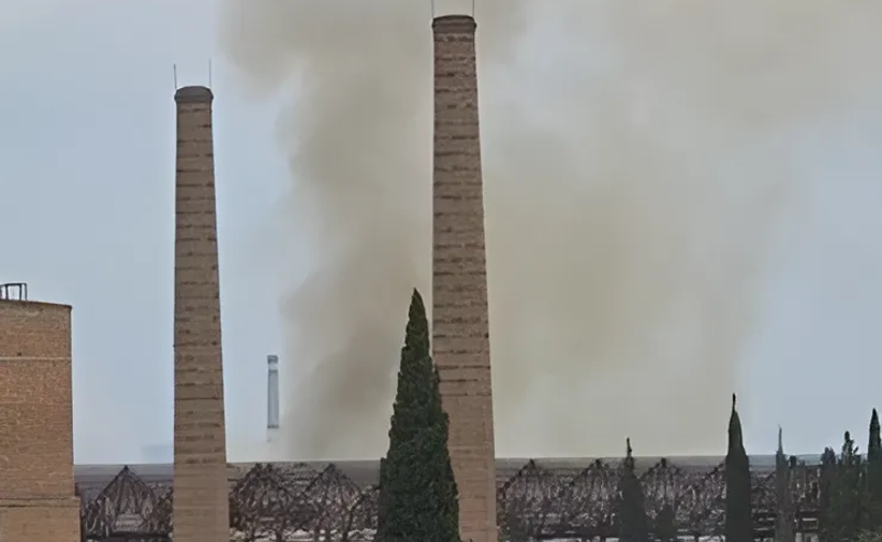 რუსთავის მეტალურგიული ქარხნის ტერიტორიაზე ცეცხლი გაჩნდა