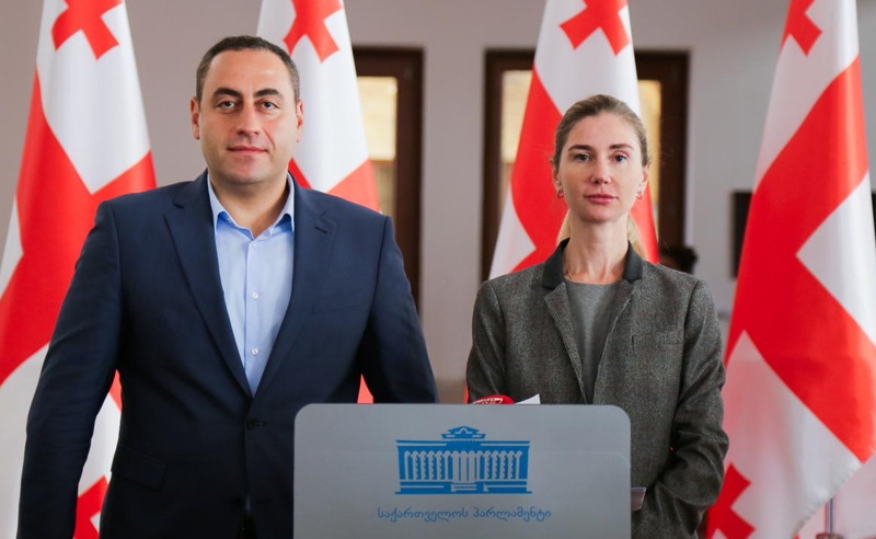 მართავს თუ არა "ნაციონალურ მოძრაობას" კეზერაშვილი-მერაბიშვილი? - რა პასუხი აქვთ ბოკუჩავა-ვაშაძეს?