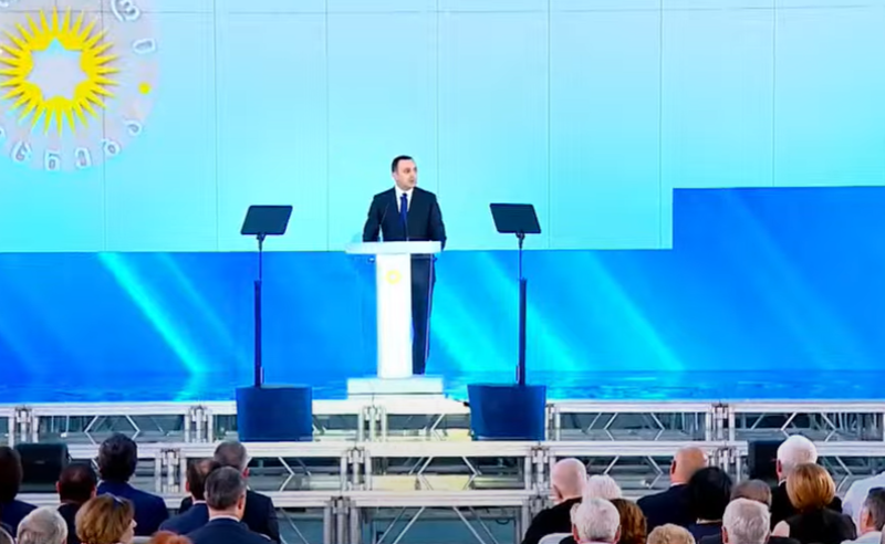 "მადლობა ქვეყნის გადამრჩენელს" - ღარიბაშვილმა "ოცნების" ახალი ოფისის პრეზენტაციაზე სიტყვით გამოსვლა ივანიშვილის ქებით დაიწყო