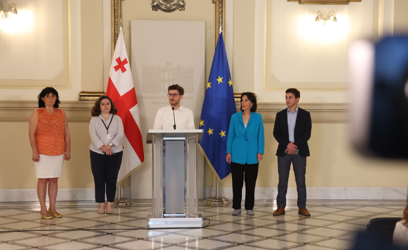 "სასამართლო პრეზიდენტის უფლებამოსილებაში უხეშად ჩაერია" - კომისიის ყოფილი წევრები