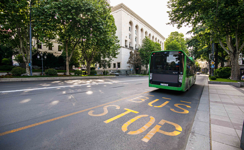 მოტოციკლებსა და მოპედებს BUS Lane-ებზე გადაადგილების უფლება 2024 წლის 1-ლი სექტემბრიდან ექნებათ