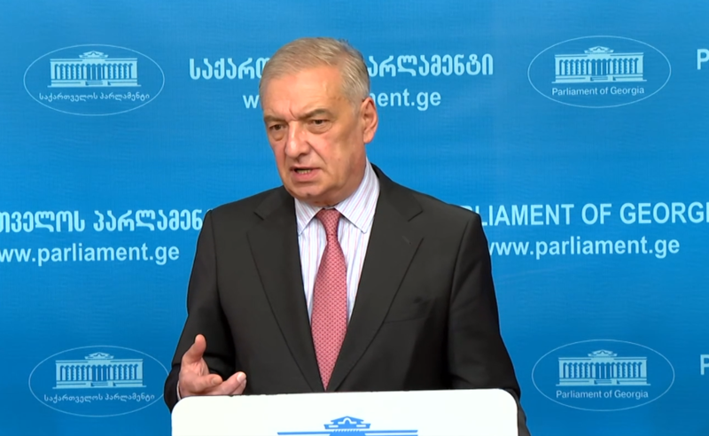 ვოლსკი ამტიკცებს, რომ ოპოზიციასთან საჯარო დებატებში მონაწილეობის აუცილებლობა არ არსებობს