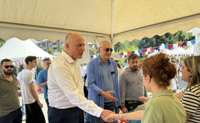 დემოკრატიის ფესტივალზე "ოცნებას'' იყო დაპატიჟებული, მაგრამ მოსვლა არ იკადრეს - ბადრი ჯაფარიძე