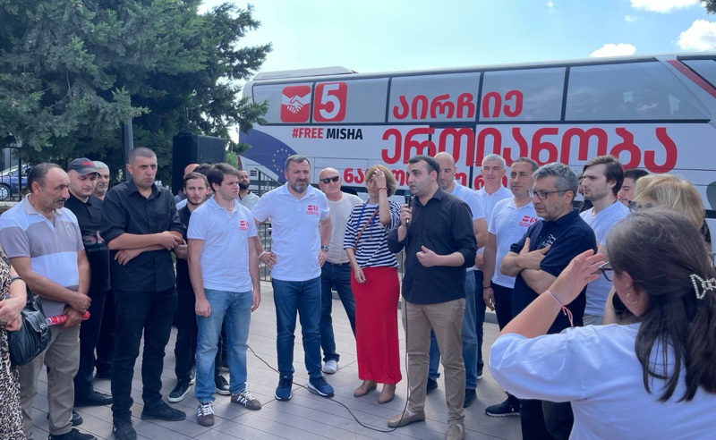 "ოცნების" ყოფილი წევრი და კასპის ყოფილი მერი „ერთიანობა - ნაციონალურ მოძრაობას" შეუერთდა
