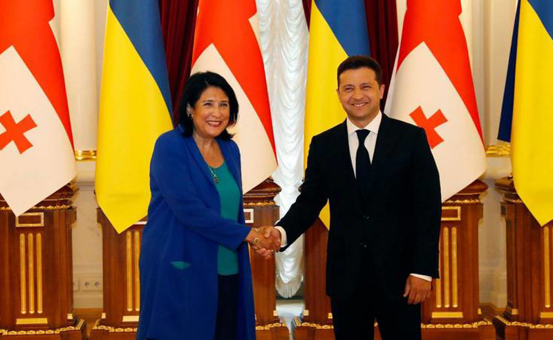კობახიძის ნაცვლად სალომე ზურაბიშვილი - ზელენსკიმ პრეზიდენტი "ყირიმის პლატფორმის" სამიტზე მიიწვია