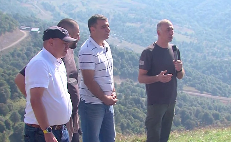 ‘’ძლიერი საქართველოს’’ ლიდერები ბაკურიანში ახალგაზრდებთან შეხვედრას მართავენ