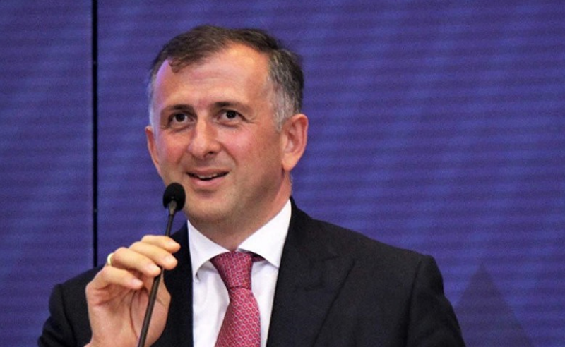 მთავრობამ აზერბაიჯანში საქართველოს ელჩი ზურაბ პატარაძე გაათავისუფლა